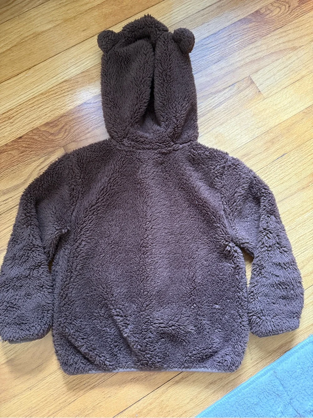 Old Navy listing included